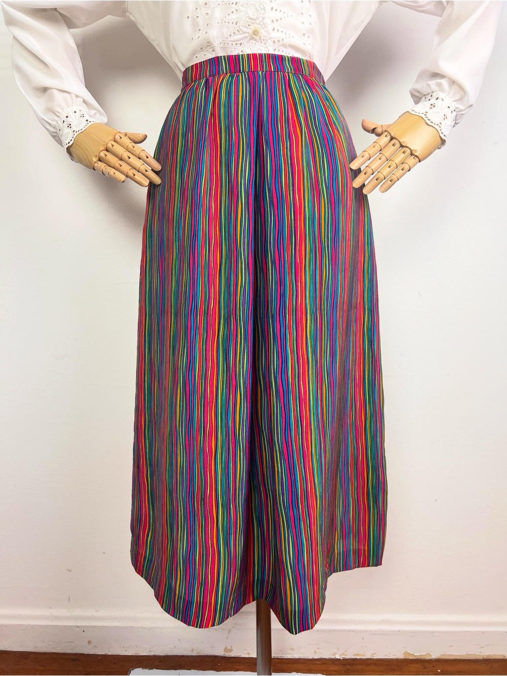 PSYCHEDELIC RAINBOW Striped 1970’s Vintage Women’s Silk Full Pencil Skirt S 25w
